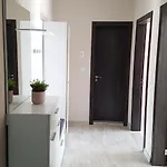 Poli's Casa Blanca Apartment *